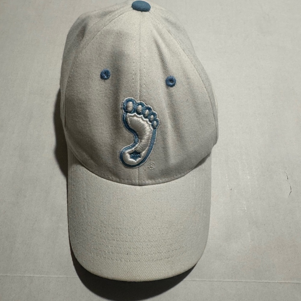 North Carolina‎ Tar Heels Hat Cap Fitted OS White Basketball Logo Mens #1029